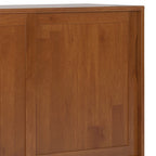 Meuble de rangement moderne du milieu du siècle de 122 cm de large avec portes coulissantes et tiroirs