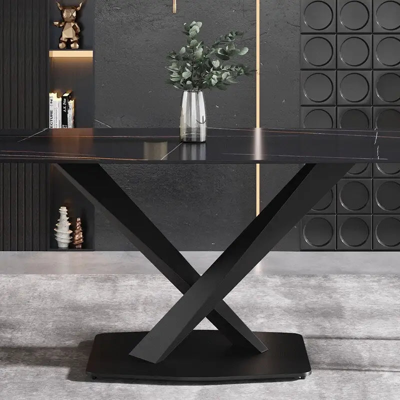 Table à manger de 63 pouces avec plateau en pierre frittée et base en métal