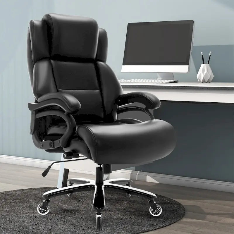 Chaise de bureau à dossier haut avec support lombaire réglable et roulettes pivotantes